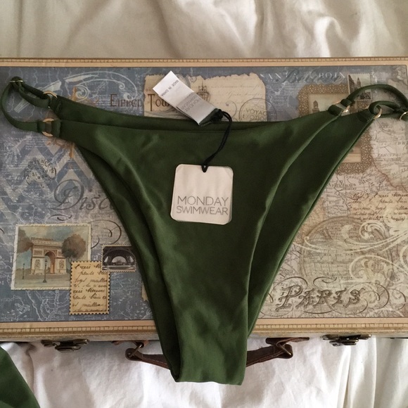 capri swim bottoms
